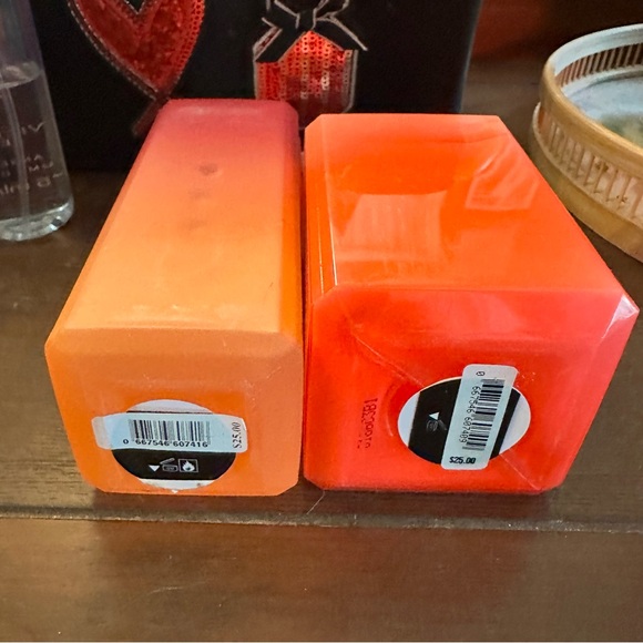 Victoria secret bombshell SUMMER** retired** - Picture 2 of 7